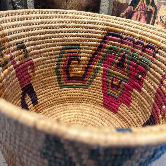 Handcrafted Multicolor Pictorial Woven Basket with Geometric‎ Patterns - Picture 6 of 10